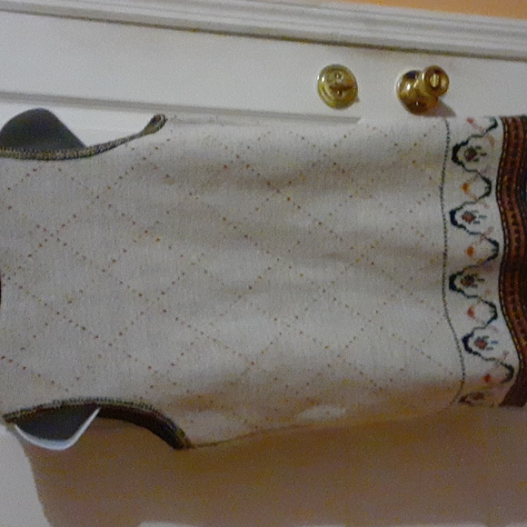 WINTUK VINTAGE KNITTED SWEATER VEST IN SIZE M - Picture 7 of 12